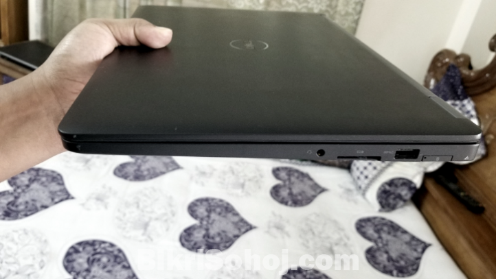 Dell Latitude E7470 (American Variant)